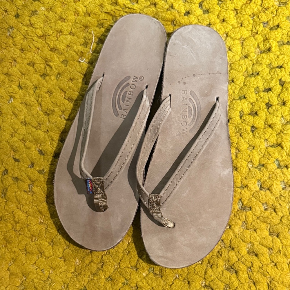 Rainbow Women's Beige Flip-Flop Sandals